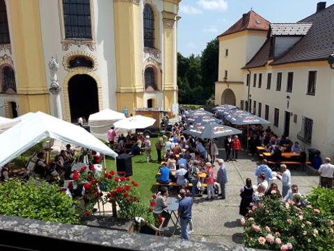 pfarr-und-wallfahrtskirche-maria-steinbach-dioezese-augsburg-aktuelles-bunter-pfingstmontag-wieder-ein-erlebnis4988701