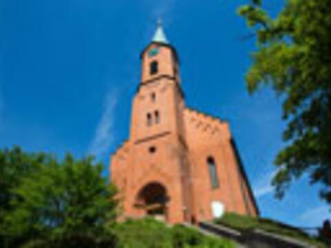 ww-kirche-aussen2-150